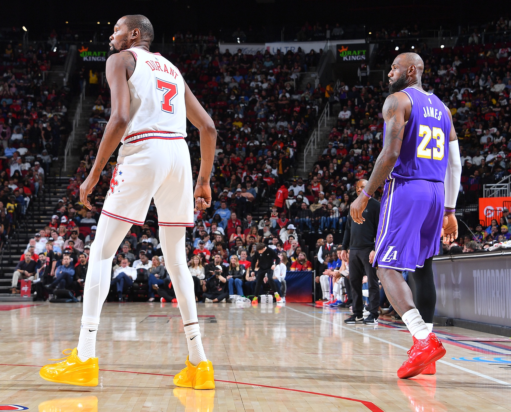 V站体育官网-NBA彩经：火箭拿下湖人扳回一城 马刺拒爆冷胜开拓者再领跑
